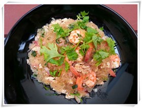 ลาบวุ้นเส้นไก่สับกับกุ้ง