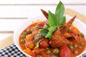 แกงเผ็ดไก่ย่าง