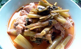 แกงเทโพผักบุ้งหมูสามชั้น