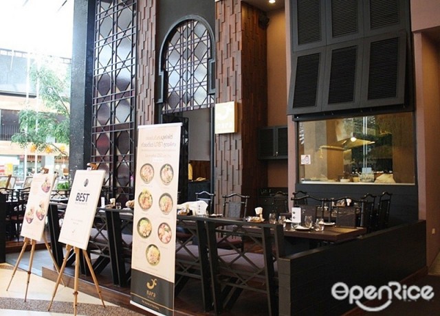 Nara Thai Cuisine (นารา)-door-photo